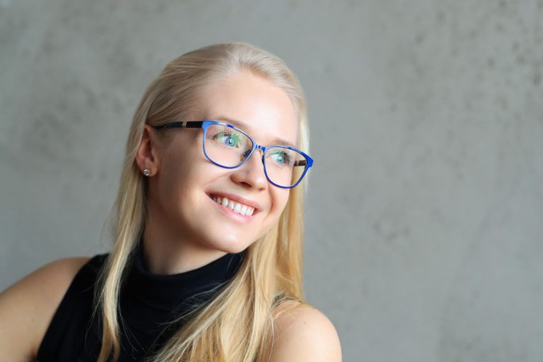 Modne i stylowe okulary dla najmłodszych – odkryj świat markowych oprawek korekcyjnych dla dzieci!